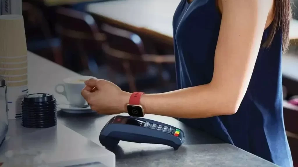Wearable Tour y Formulario de Contacto